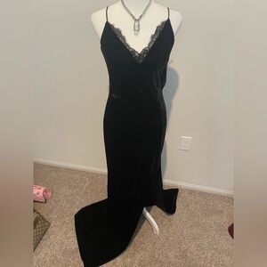 Windsor Velvet Black Dress with Lace Detail